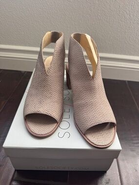 Sole Society - Open toe Sandal